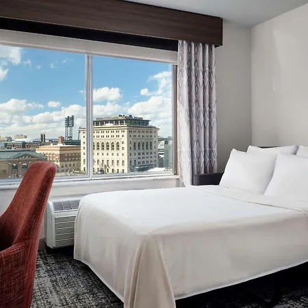 Hilton Garden Inn Detroit Downtown Exterior photo